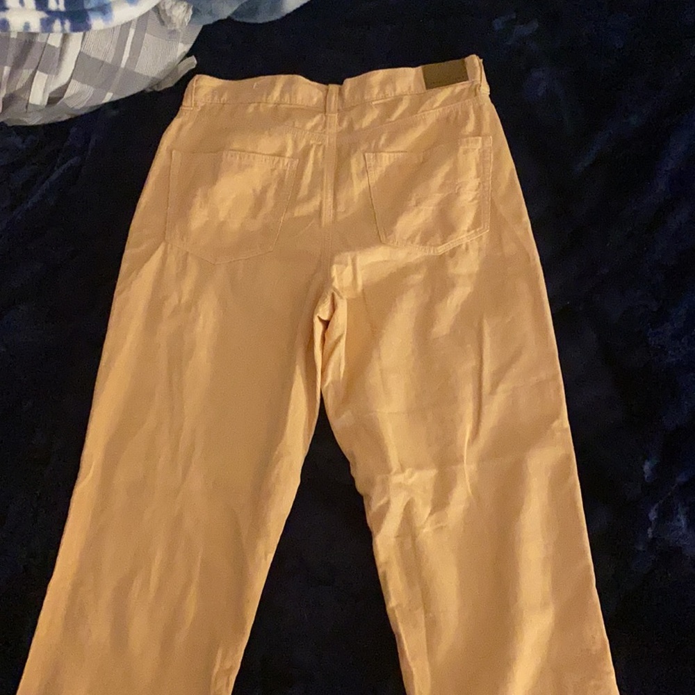 american eagle light orange corduroy pants - Picture 2 of 5